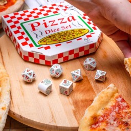 Q-Workshop: Pizza Dice Set - Pepperoni